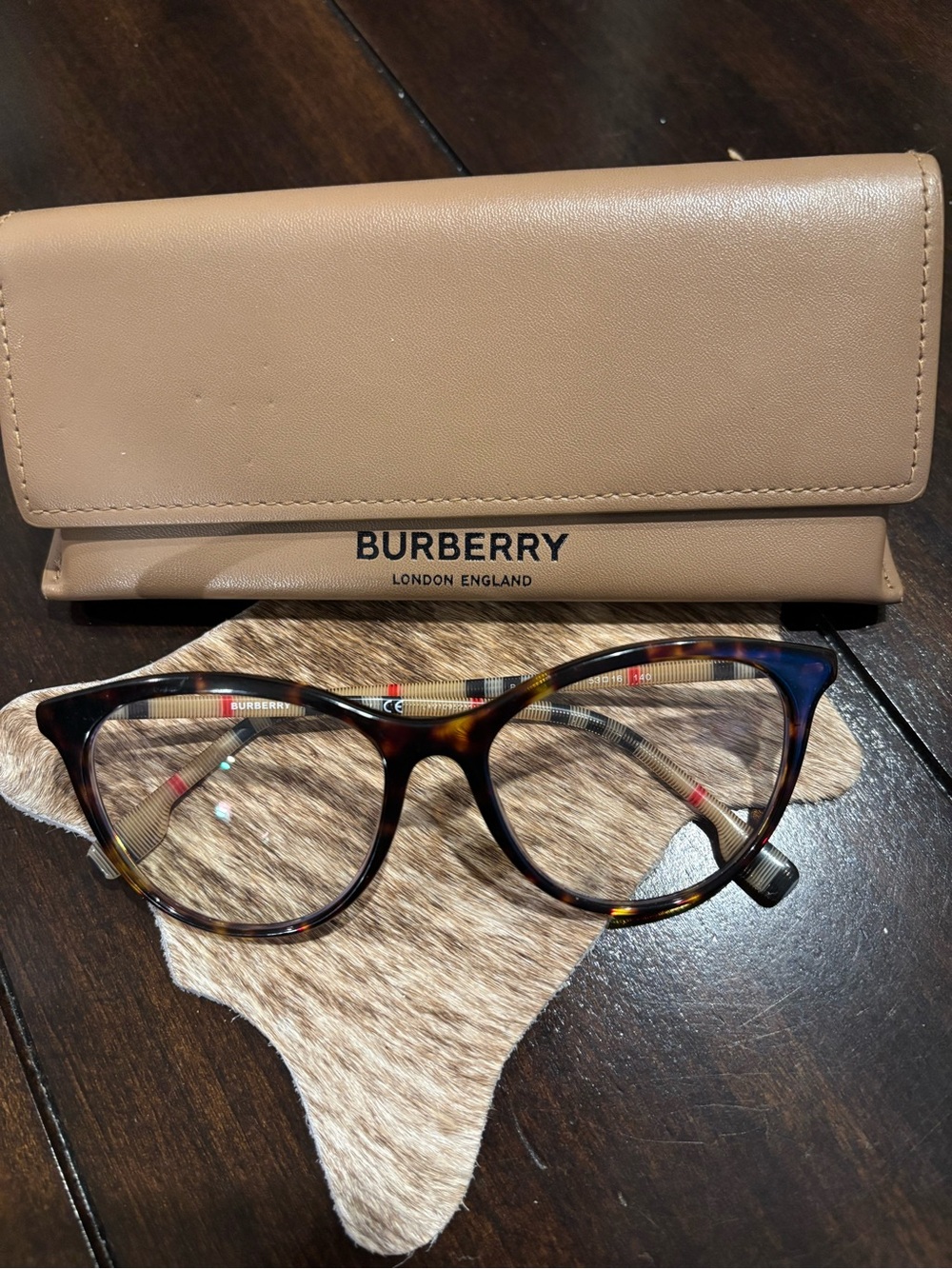 Burberry Tortoiseshell Cat-Eye Women's Glasses with Tan Case